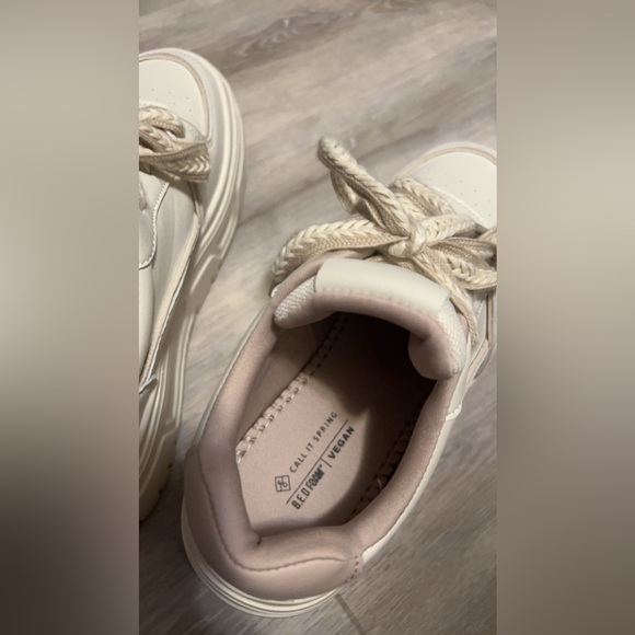 Call it Spring Platform Sneaker Shoes 👟 - Picture 8 of 9